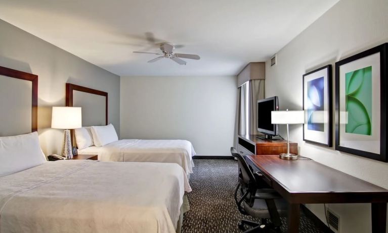 Day use twin room with work desk at Homewood Suites By Hilton Newark-Cranford.