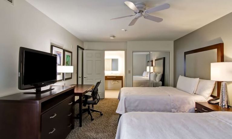 Day use twin room at Homewood Suites By Hilton Newark-Cranford