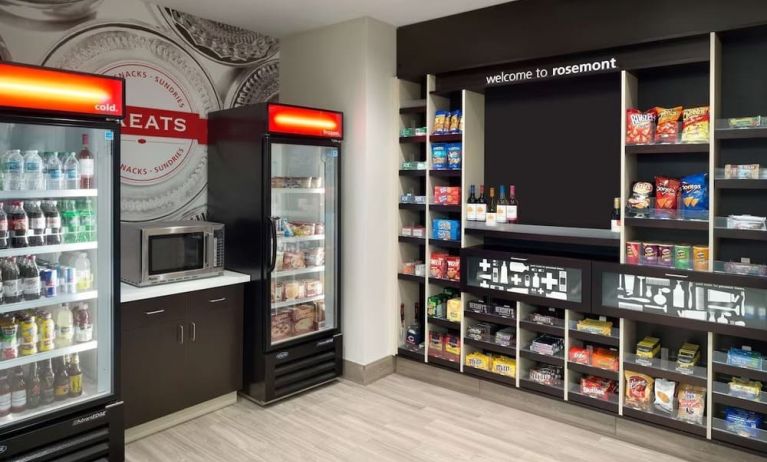 Convenience store at Hampton Inn & Suites Rosemont Chicago O'Hare.