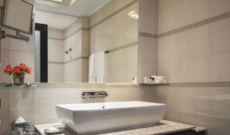 Private guest bathroom at Royalton Park Avenue.