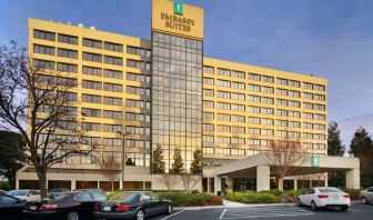 Parking area at Embassy Suites By Hilton Santa Clara Silicon Valley.