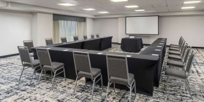 Meeting room at Homewood Suites By Hilton Miami Airport-Blue Lagoon.