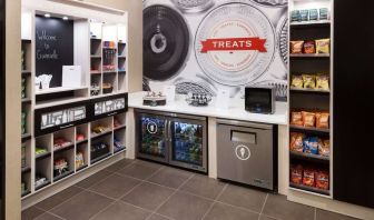 Convenience store at Hampton Inn & Suites Gainesville-Downtown.