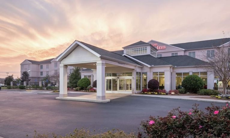 Entrance at Hilton Garden Inn Dothan.