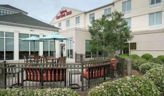 Exterior lounge seating, perfect for coworking at Hilton Garden Inn Dothan.
