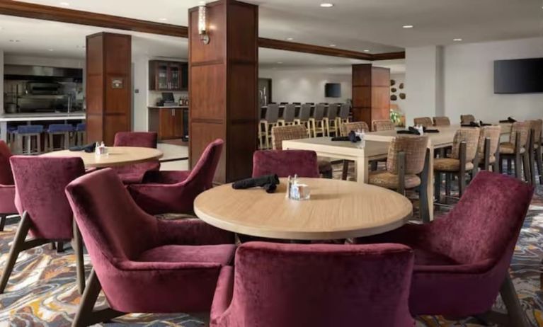 On-site restaurant at Hilton Garden Inn Shreveport Bossier City.