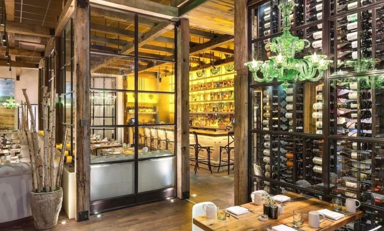 Hotel restaurant at Le Méridien Columbus, The Joseph..