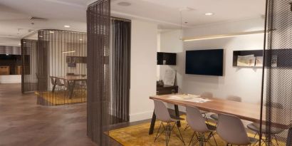 Meeting facility and workspace at Stanford Court San Francisco.