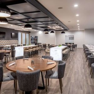 On-site restaurant at DoubleTree By Hilton Washington DC North/Gaithersburg.