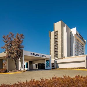 Exterior view of DoubleTree By Hilton Washington DC North/Gaithersburg.