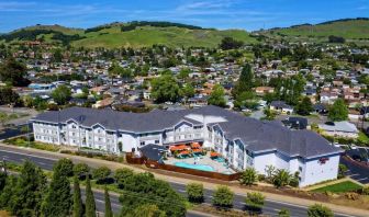 Aerial view of Hampton Inn Vallejo.