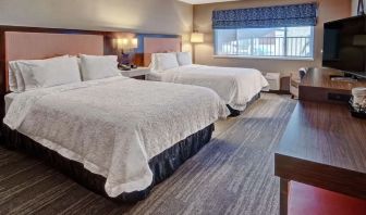 Day use twin room at Hampton Inn Vallejo.