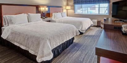 Day use twin room at Hampton Inn Vallejo.