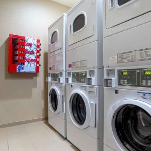 Laundry service is available for guests at 	Comfort Suites Alexandria, LA.