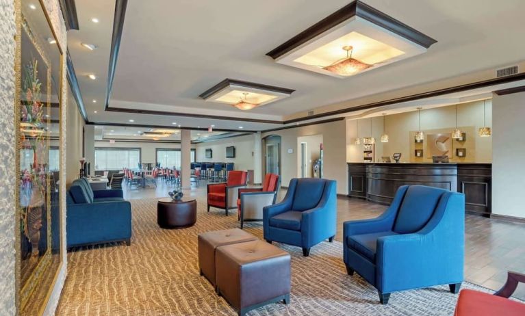Hotel lobby at Comfort Suites Alexandria, LA.