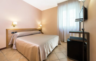 Hotel Bernardino, Lucca