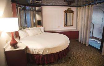 Romantic king room at Cove Haven Resort.