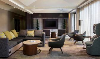 Lobby lounge area with comfortable seating at Sonesta Select Atlanta Norcross I-85.