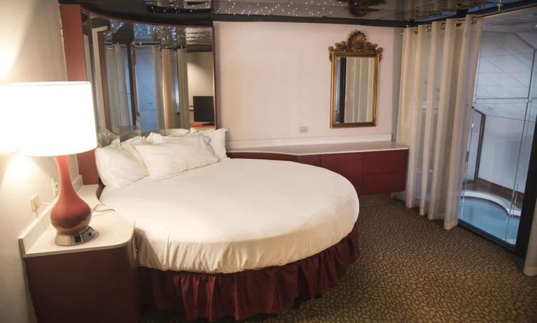 Day room at Paradise Stream Resort.