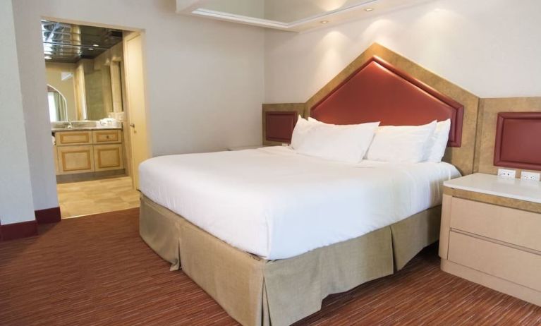 Standard king at Paradise Stream Resort.