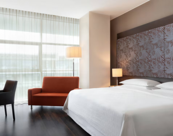 Hotel Sheraton Milan Malpensa Airport & Conference Centre, Milan