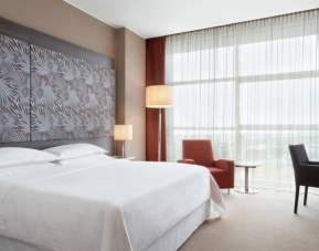 Hotel Sheraton Milan Malpensa Airport & Conference Centre, Milan