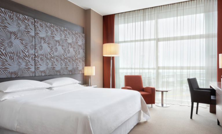 Hotel Sheraton Milan Malpensa Airport & Conference Centre, Milan