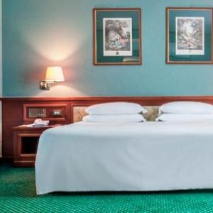 Leonardo Hotel Milan City Center