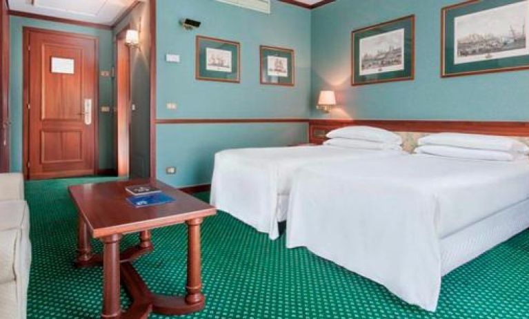 Leonardo Hotel Milan City Center, Milan