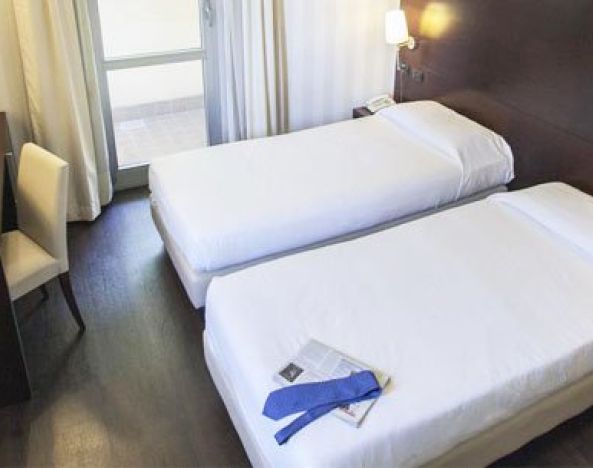 Hotel 2C, Milan