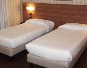 Hotel 2C, Milan