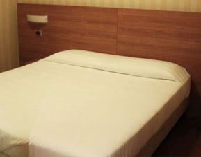 Hotel 2C, Milan