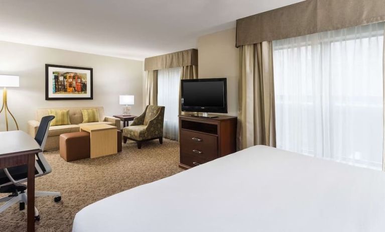 King room at Homewood Suites By Hilton Shreveport.