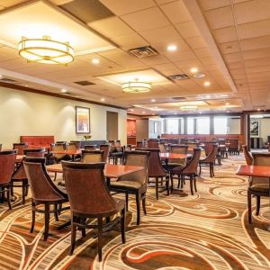 Dining area with comfortable seating at Wyndham Omaha.