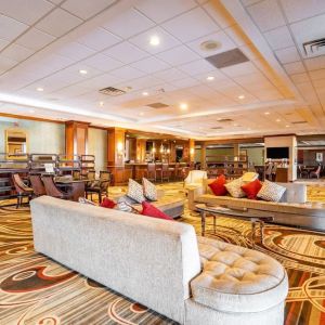 Lobby lounge area at Wyndham Omaha.