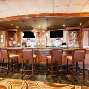 On-site bar and restaurant at Wyndham Omaha. 