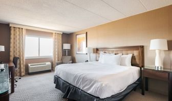 Day use room with work desk at Wyndham Omaha.