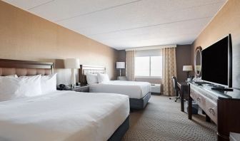 Day use twin room with work desk and private bathroom at Wyndham Omaha.