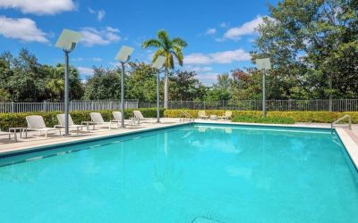 Outdoor pool at Element Miami International Airport.