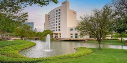 Exterior view of Hilton Dallas/ Plano Granite Park.