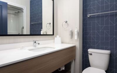 Guest bathroom at Spark By Hilton Guelph.