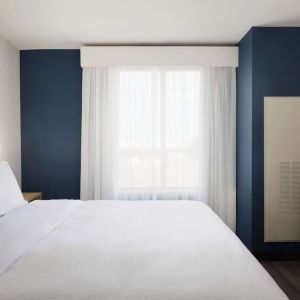 Day use room with king bed at Spark By Hilton Guelph.
