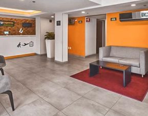 City Express Junior by Marriott CDMX Sullivan, Mexico City