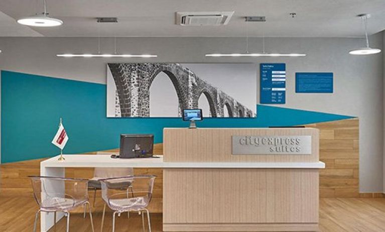 City Express Suites By Marriott Querétaro, Queretaro