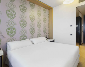 Hotel NH Milano Fiera, Milan