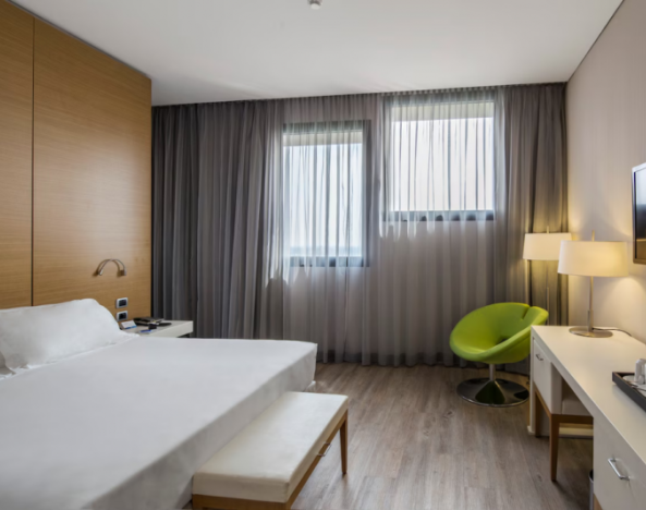 Hotel NH Milano Fiera, Milan