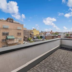 Outdoor patio at Aura Hotel Brooklyn.
