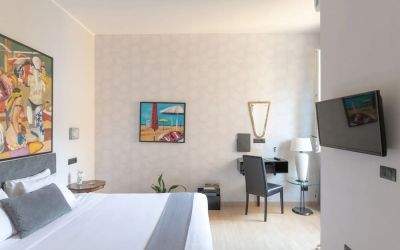 Day use room at Aiello Rooms.

