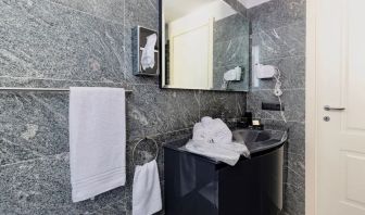Day use room at Aiello Rooms.
