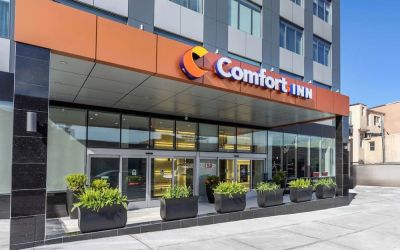Exterior view of Comfort Inn Prospect Park-Brooklyn.